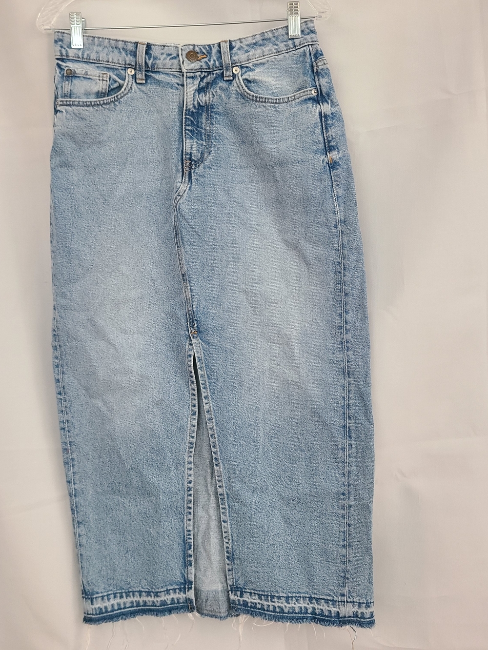 &Denim Sz S Blue Light Wash Denim Front Slit Raw Hem Fitted Maxi Jean Skirt
